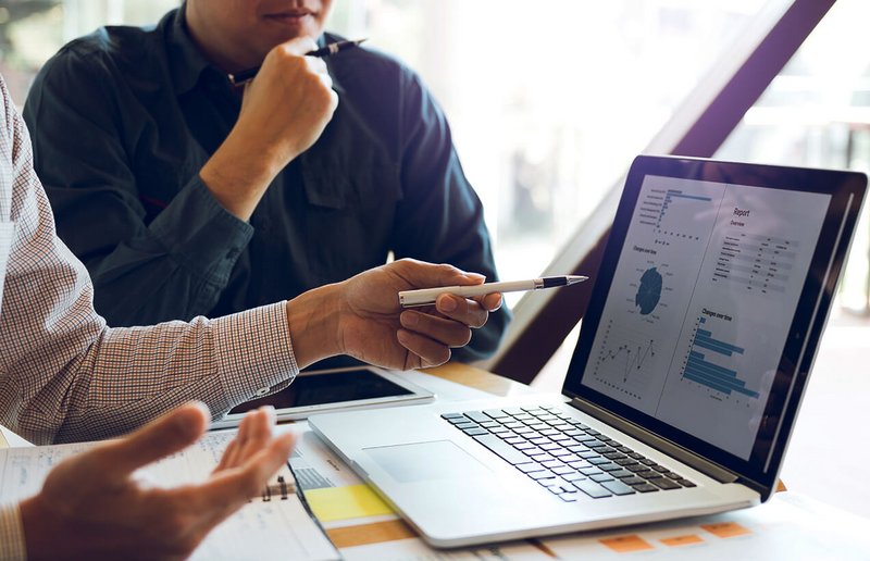 GIS-Softwareentwicklung: Planung robuster Open-Source-Lösungen für Web, Desktop und Mobil